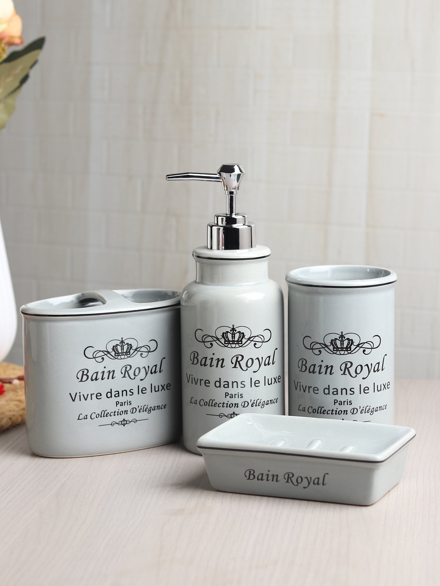 Belle Cour Bathroom Set of 4 Grey