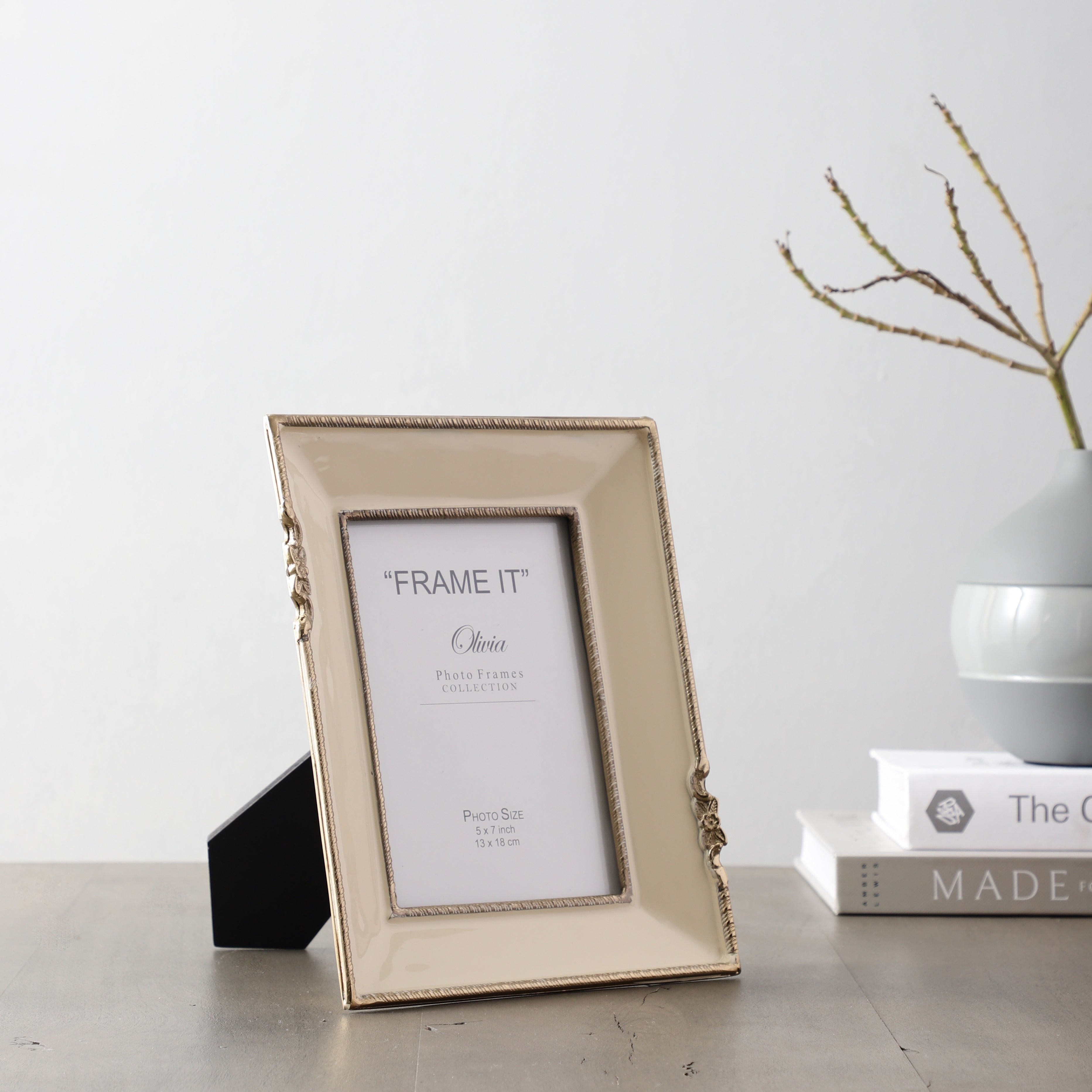 Enamel Embrace Photo frame