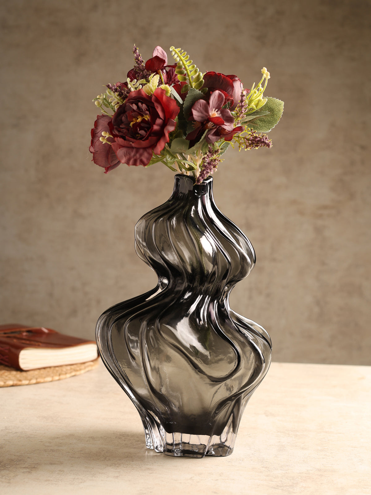 Sway  Black Glass Vase