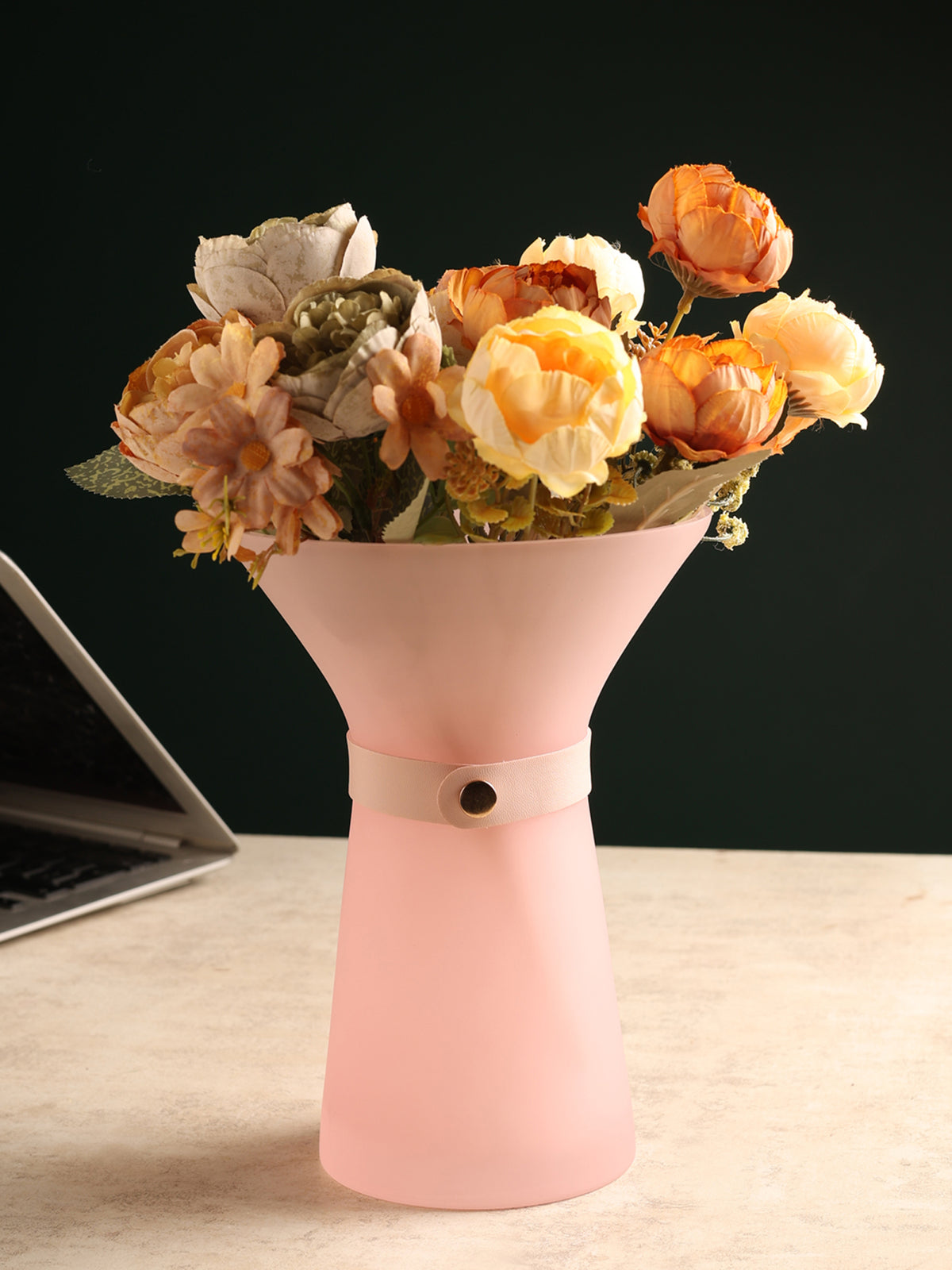 Rosette Bouquet Pink Crystal Vase