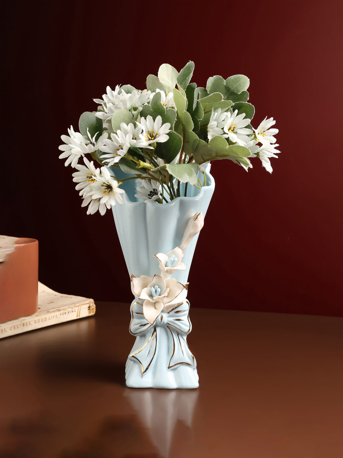 Isolde Fleur Big Blue Porcelain Vase
