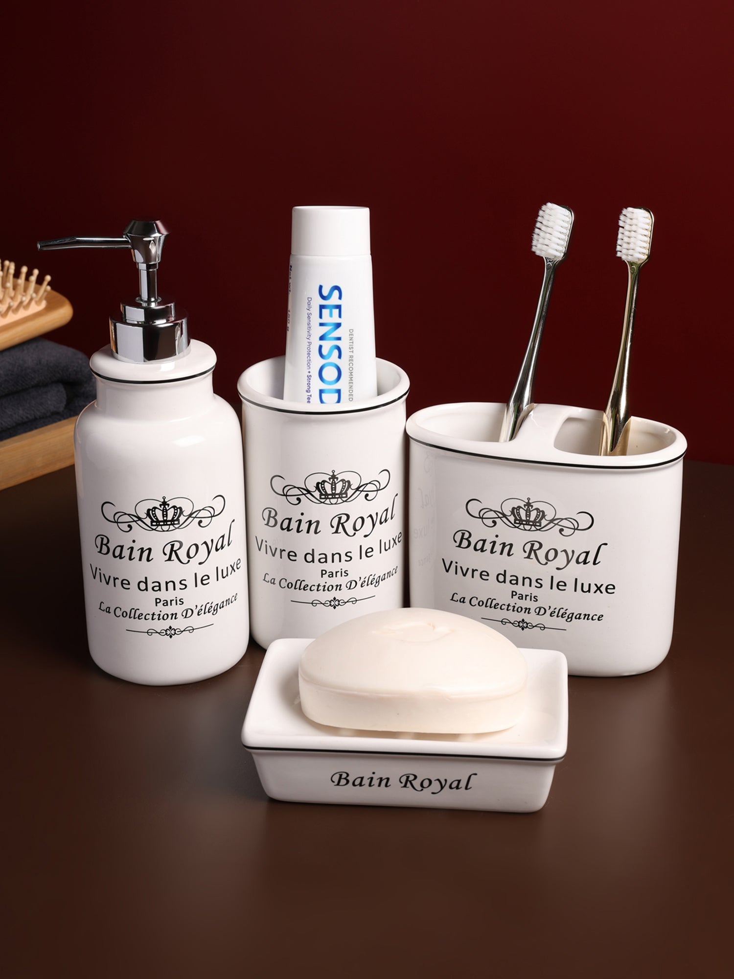Belle Cour Bathroom Set of 4 White