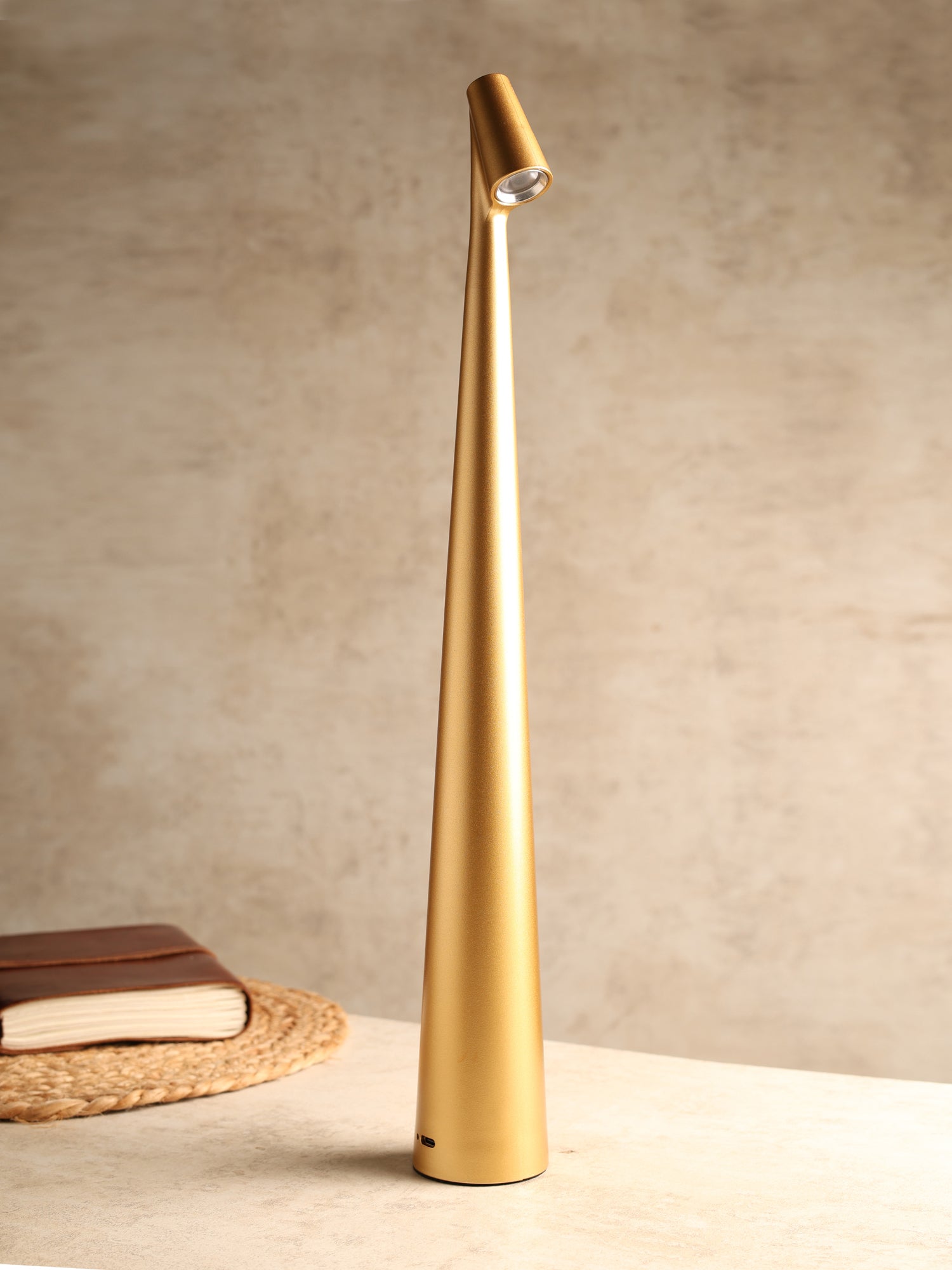 Baron Gold Table Lamp