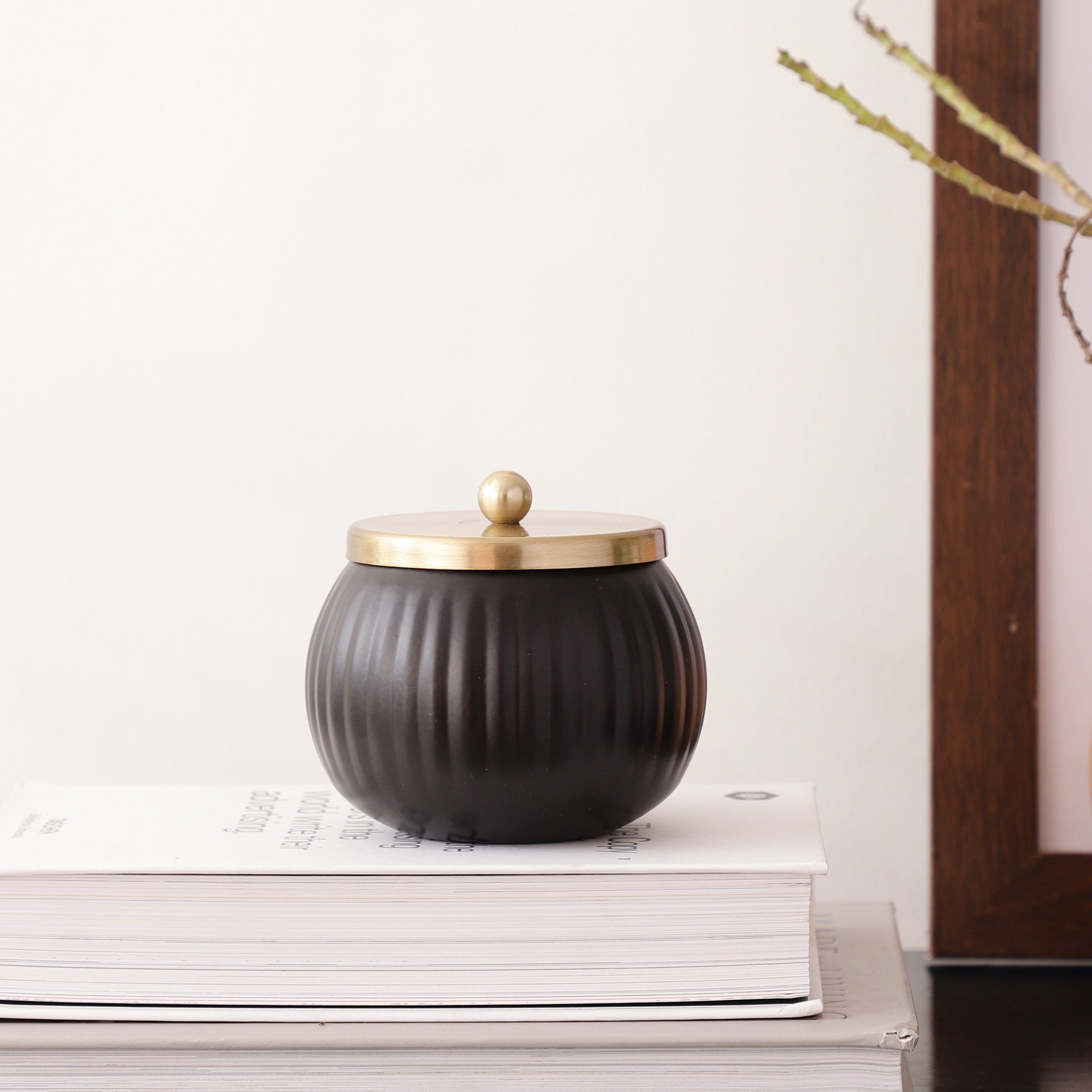 Luxora Box Black body small size