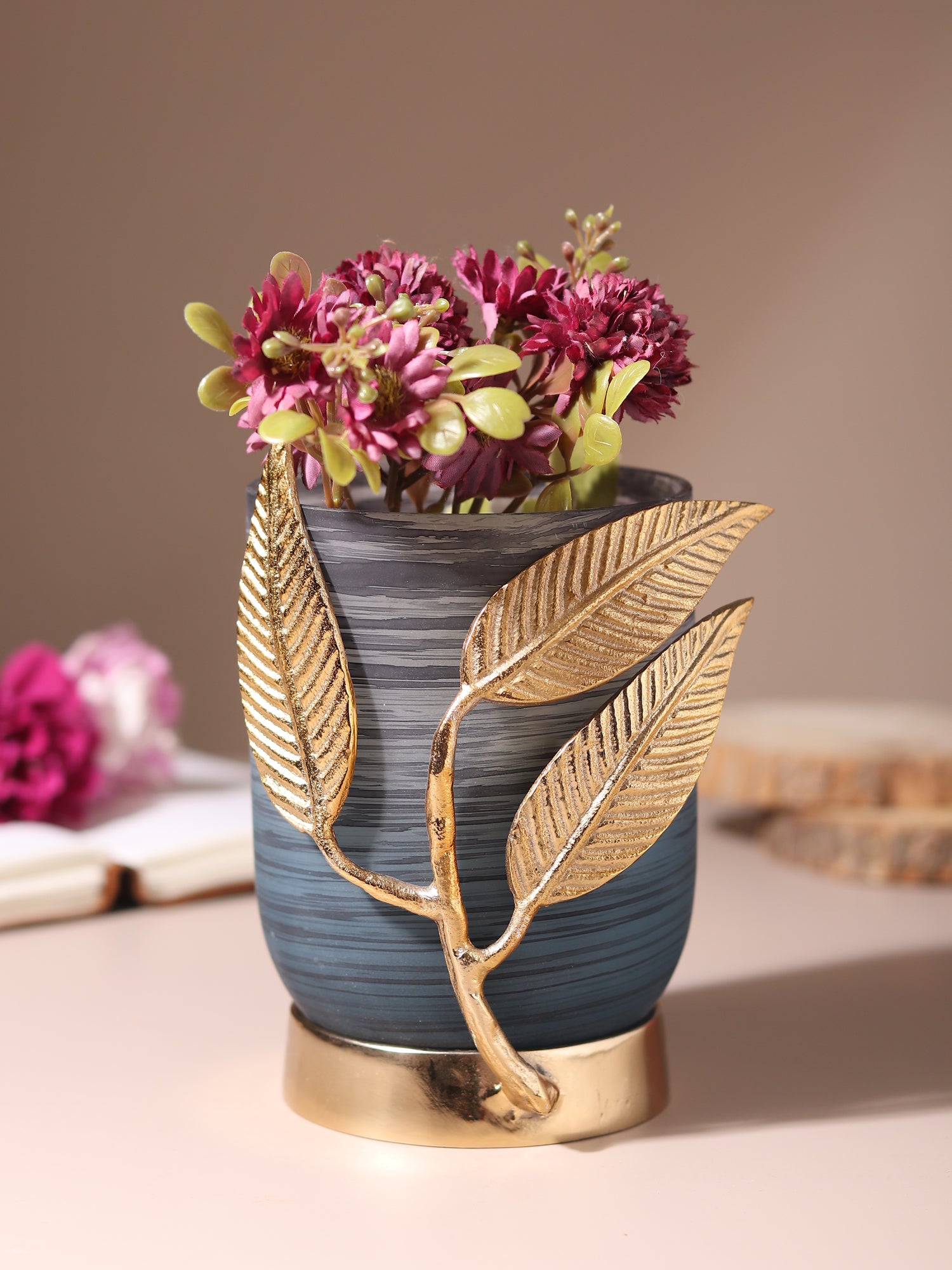 VersaLeaf Glass Vase and Candle Holder