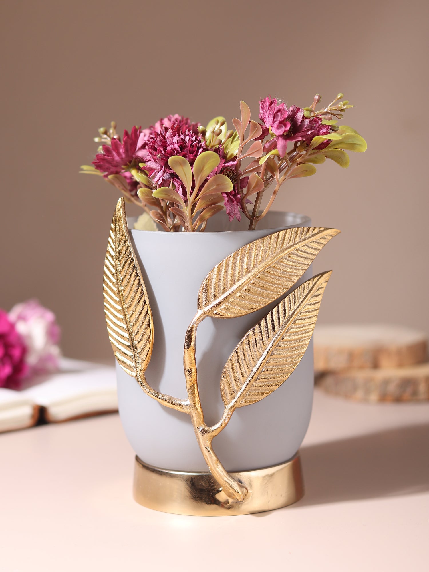 VersaLeaf Glass Vase and Candle Holder