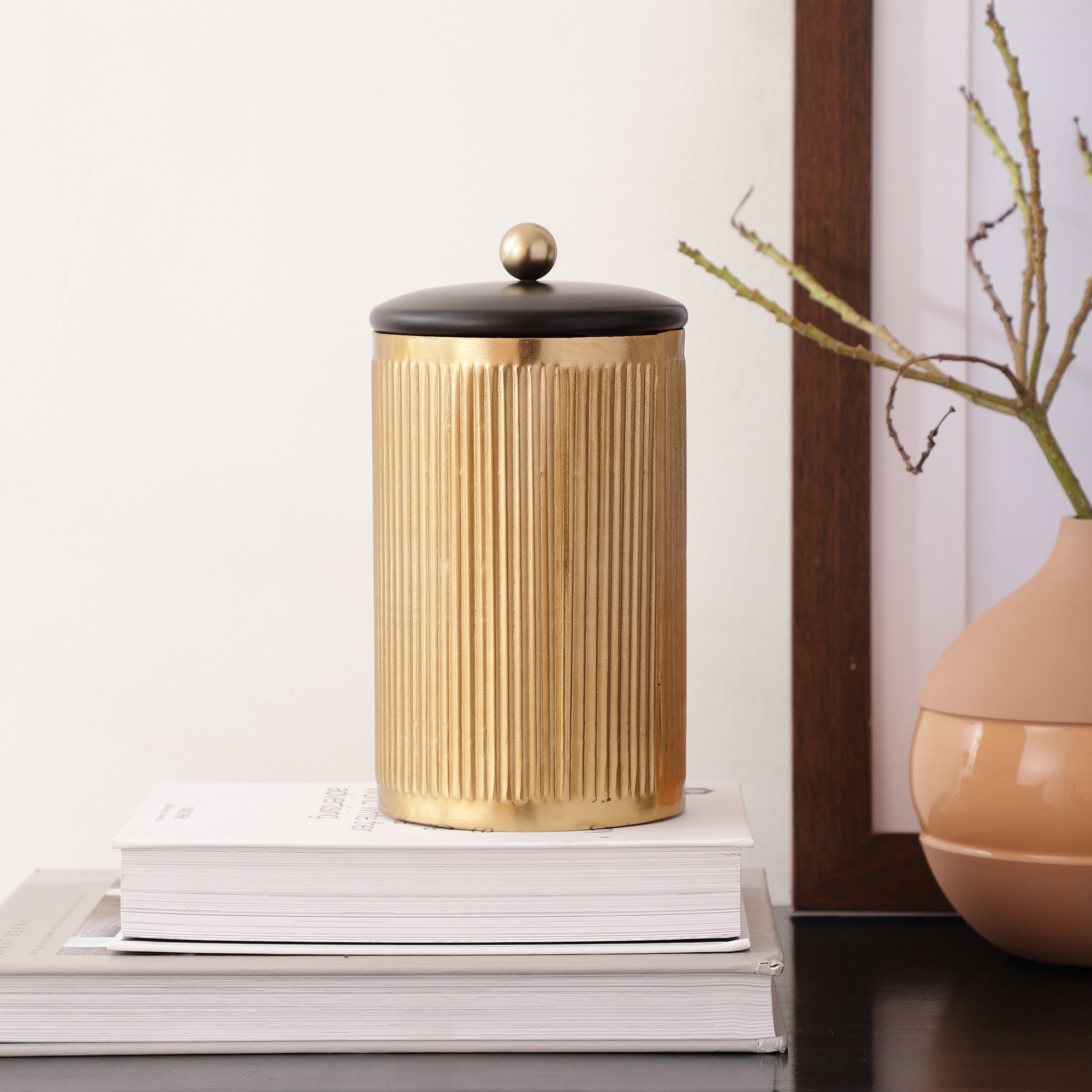 Luxora cylindrical box large