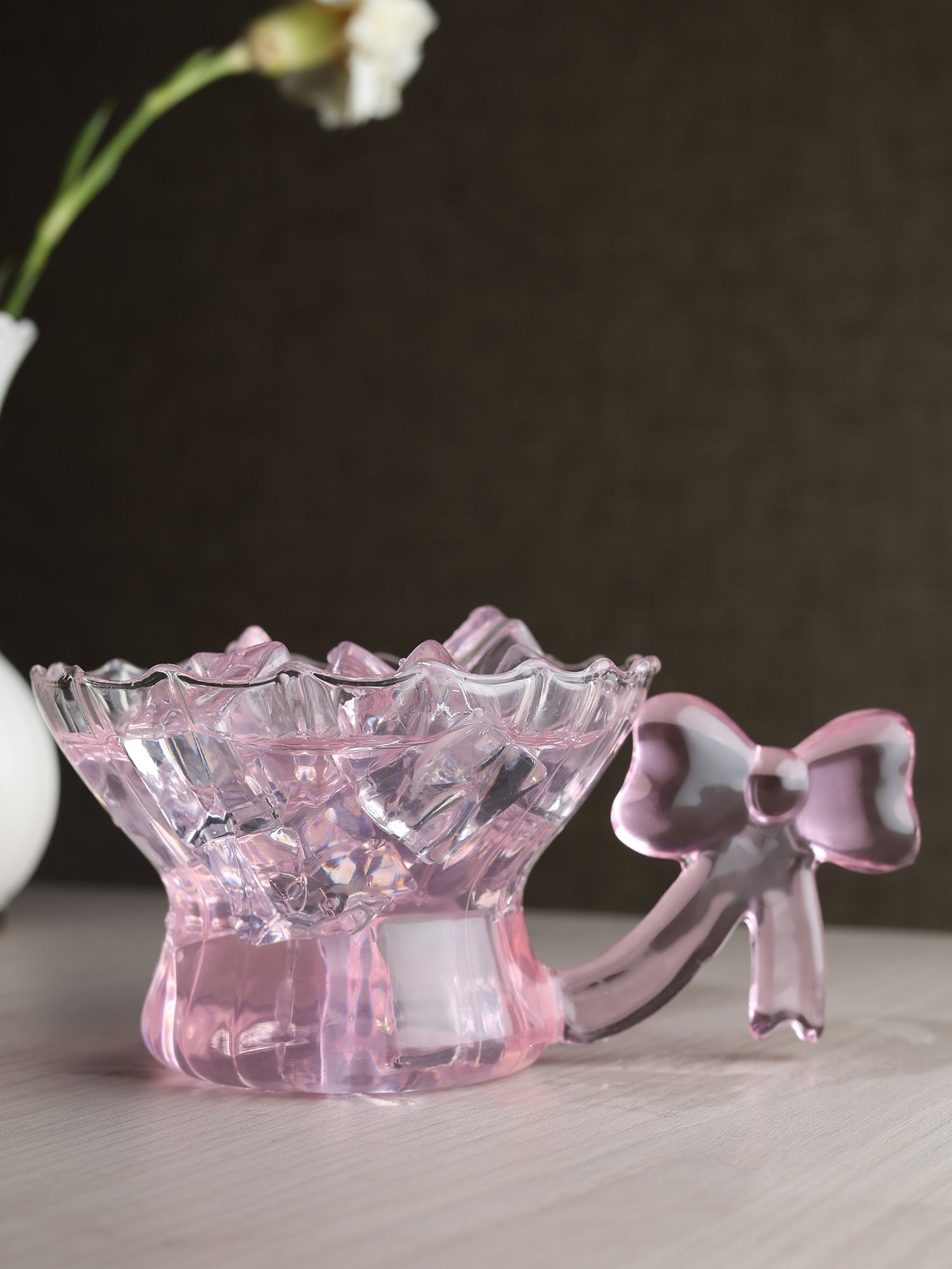 Cleo Bow Glass Cup