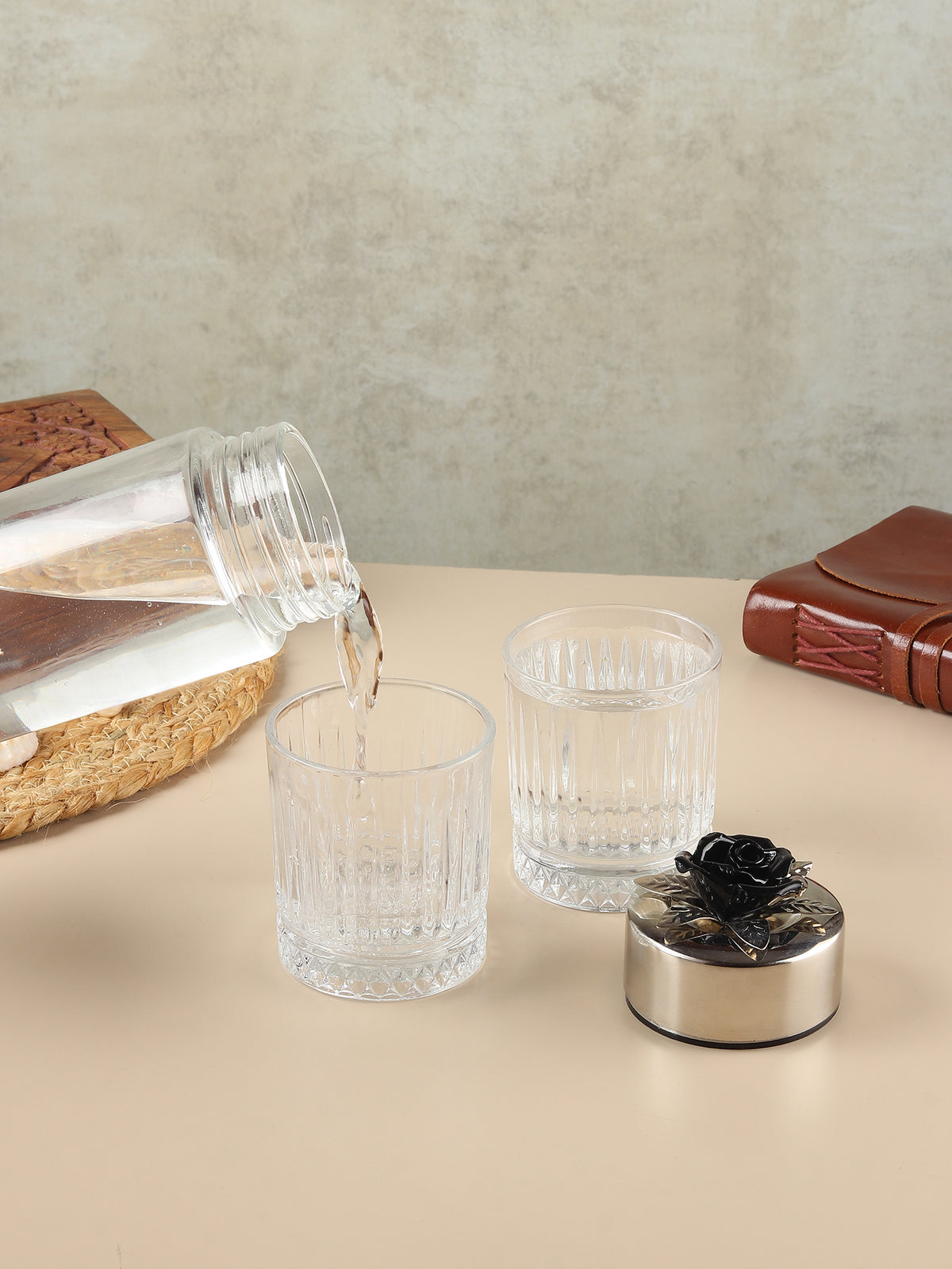 Petal Eclat Black Bottle & Glass Set
