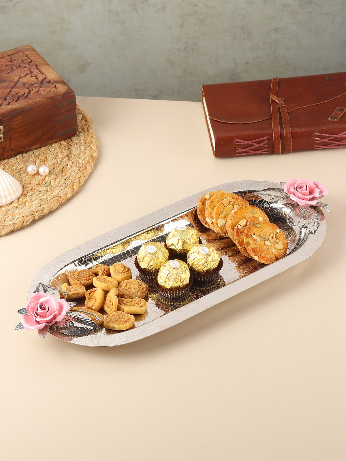 Petal Eclat Pink Oval Tray