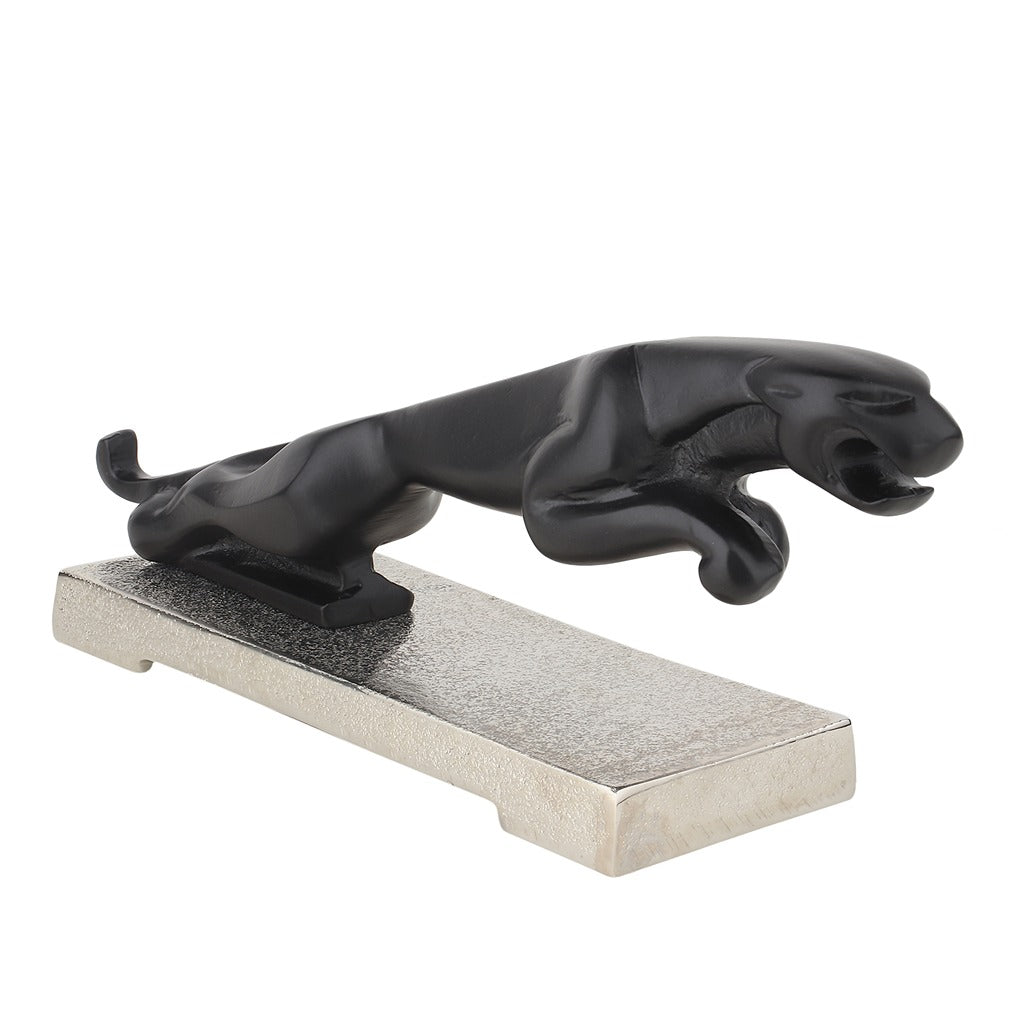 The panther's leap Sculpture
