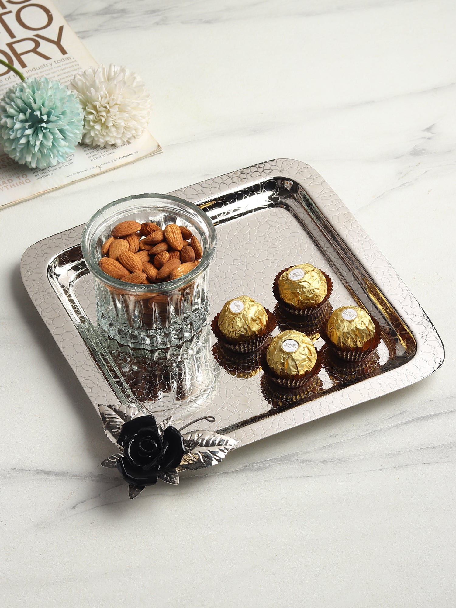 Petal Eclat Black Square Tray