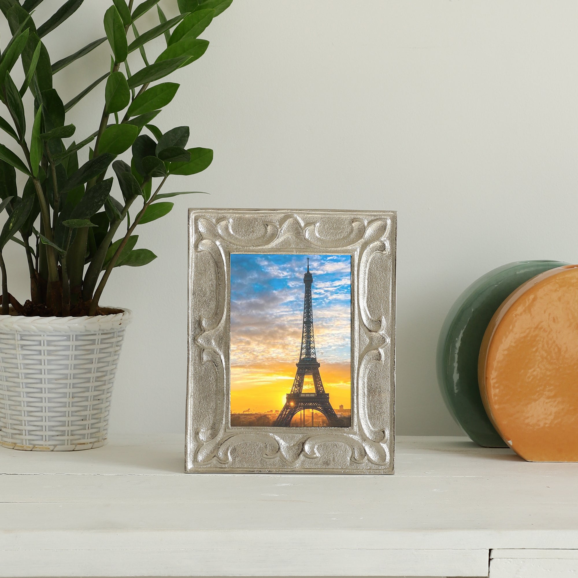 Leaf Pattern Photo Frame Silver  Large Size