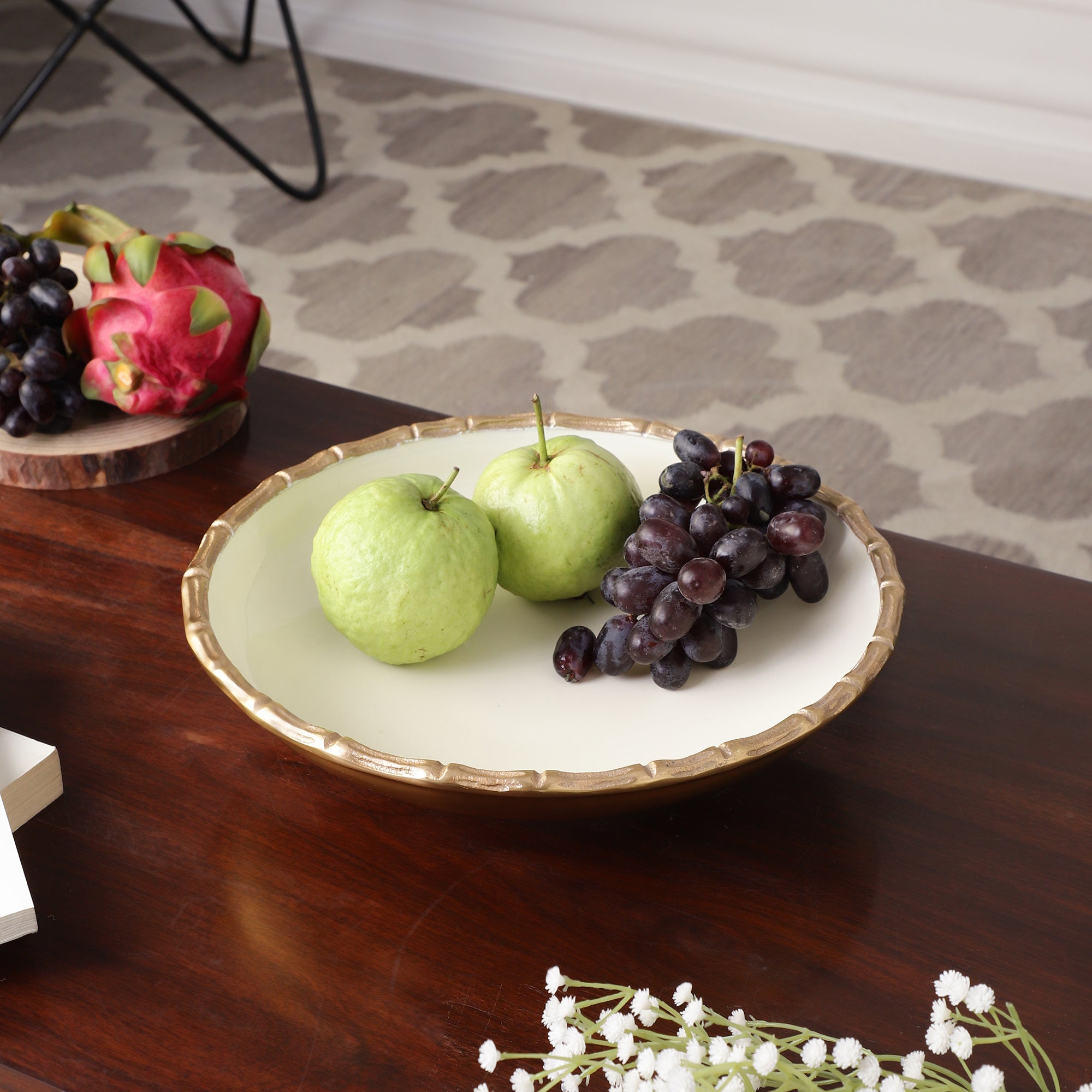 The alf vine Serving Bowl