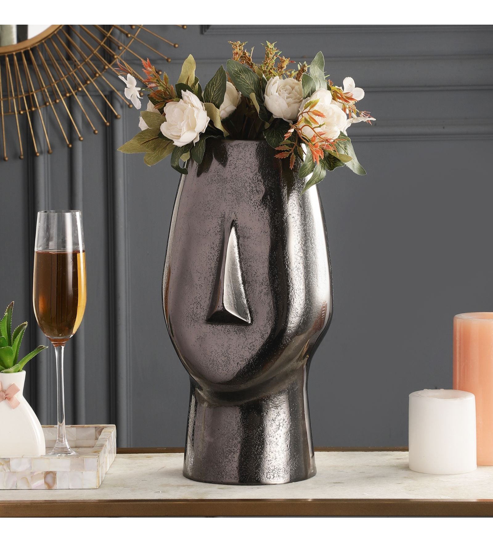 Flat Face Vase Black