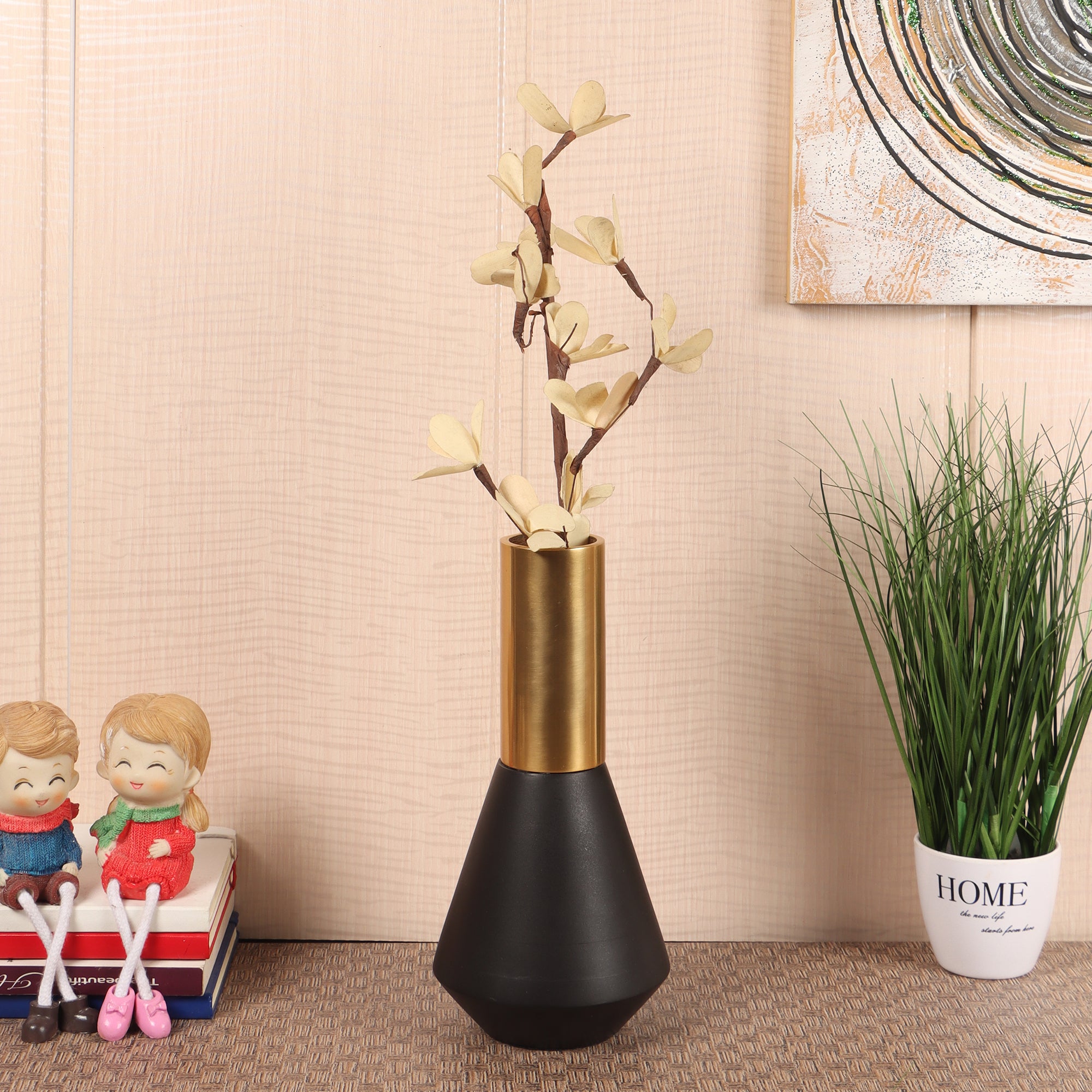 Matt Gold and Black Aluminum Deidra Table Vase
