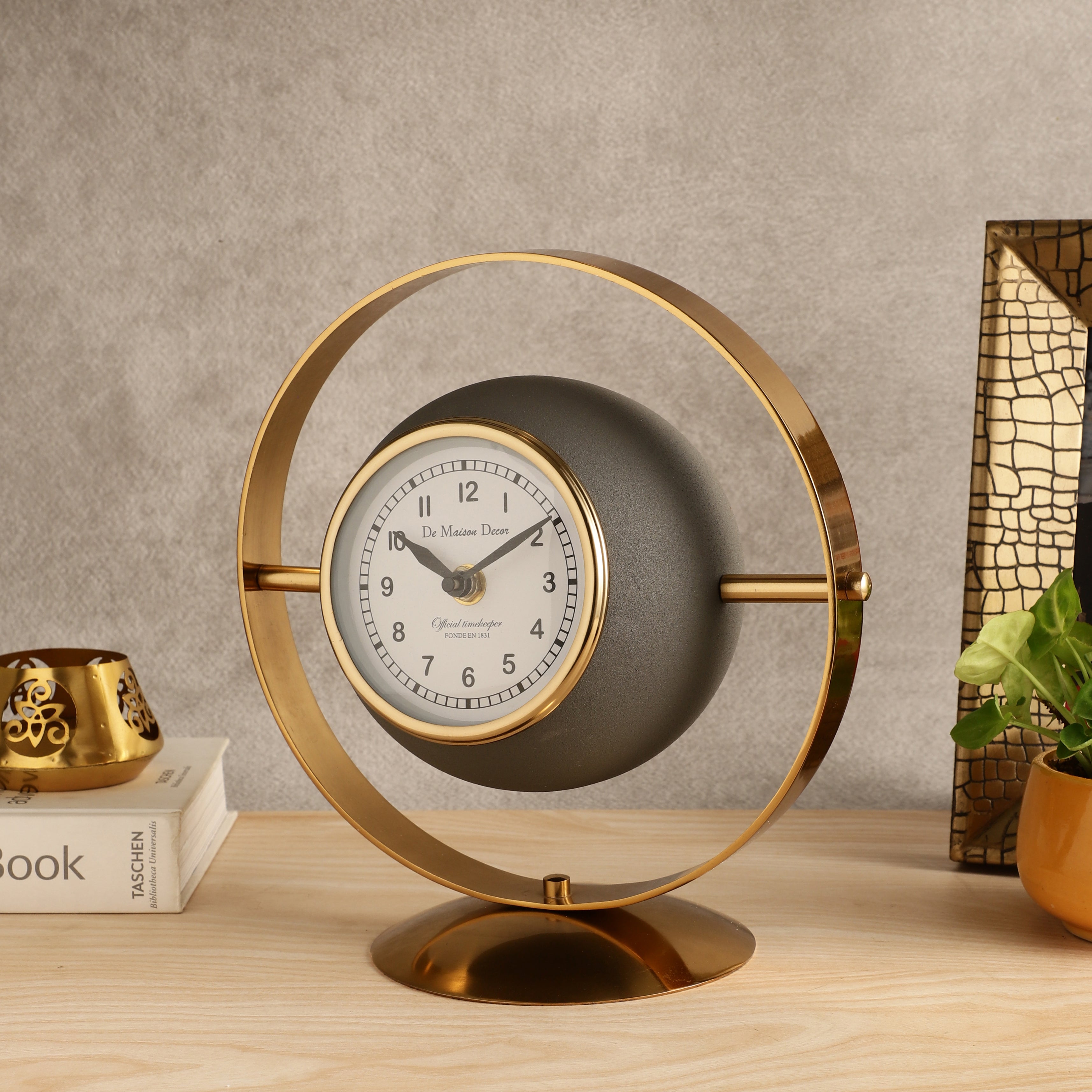 Halo Table Clock