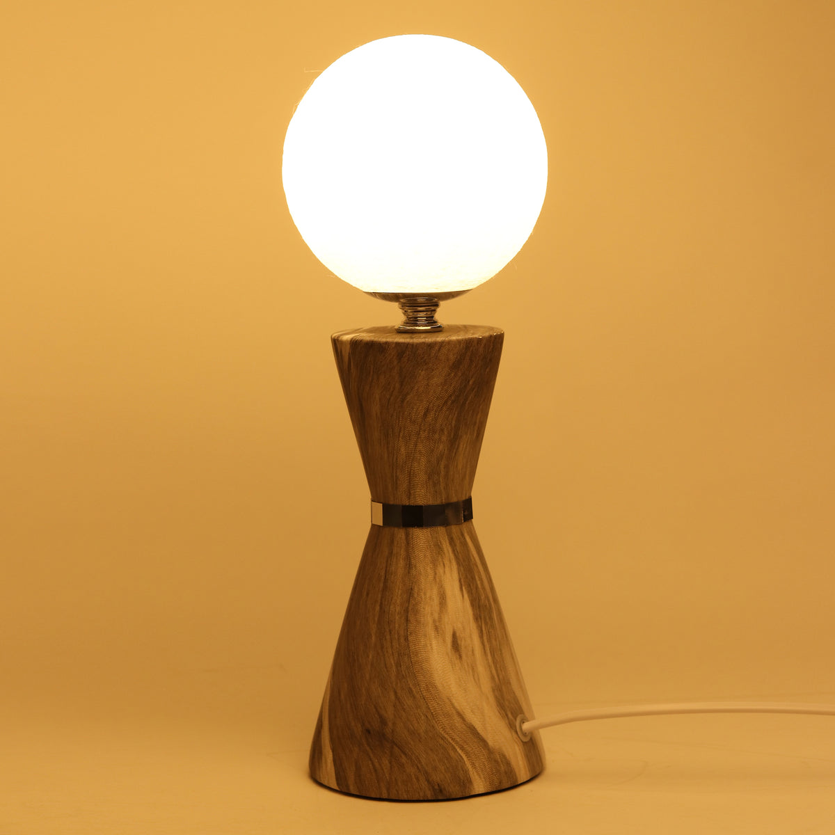 Sculpt Forme White Table Lamp
