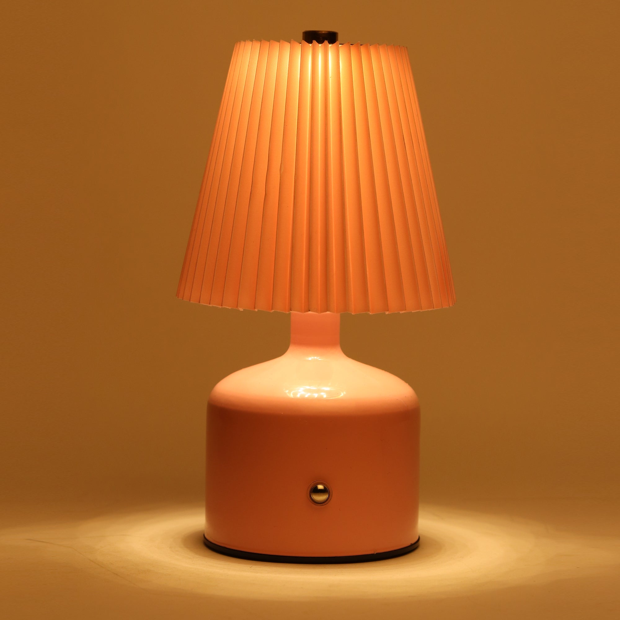 Dora's  Pink Touch Lamp