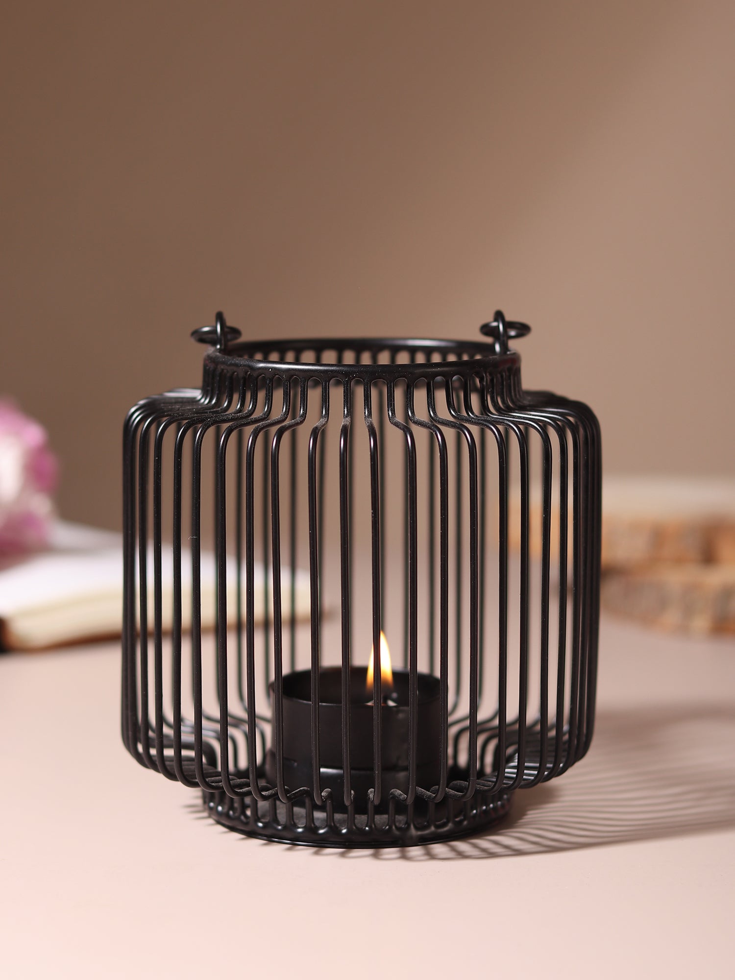 Decorative T-light Holder, Decorative Tabletop T-Light Holder, Metal T-Light holder 