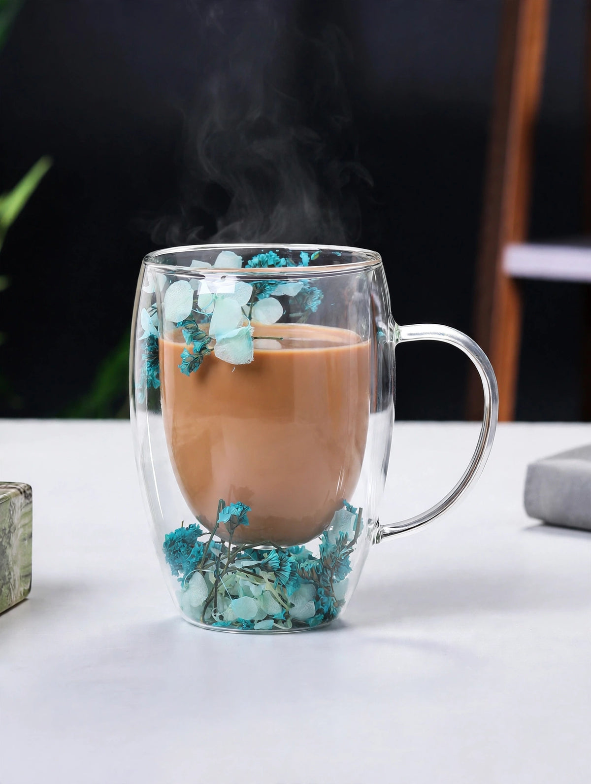 Dahlia Blue Glass Mug